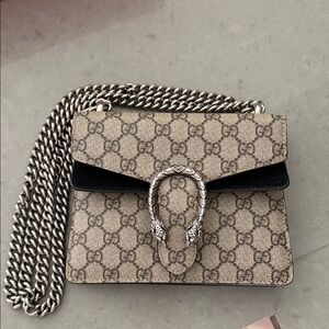 Gucci Beige and Black Dionysus Shoulder Bag